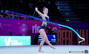 aa q neumann julia aut ph simone ferraro sfa09058 copia